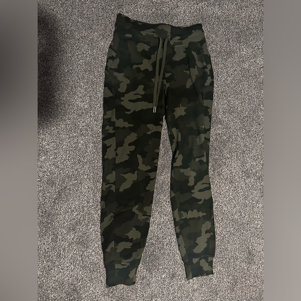 Lululemon Ready to Rulu Classic-Fit High-Rise Jogger *Full Length Size 4